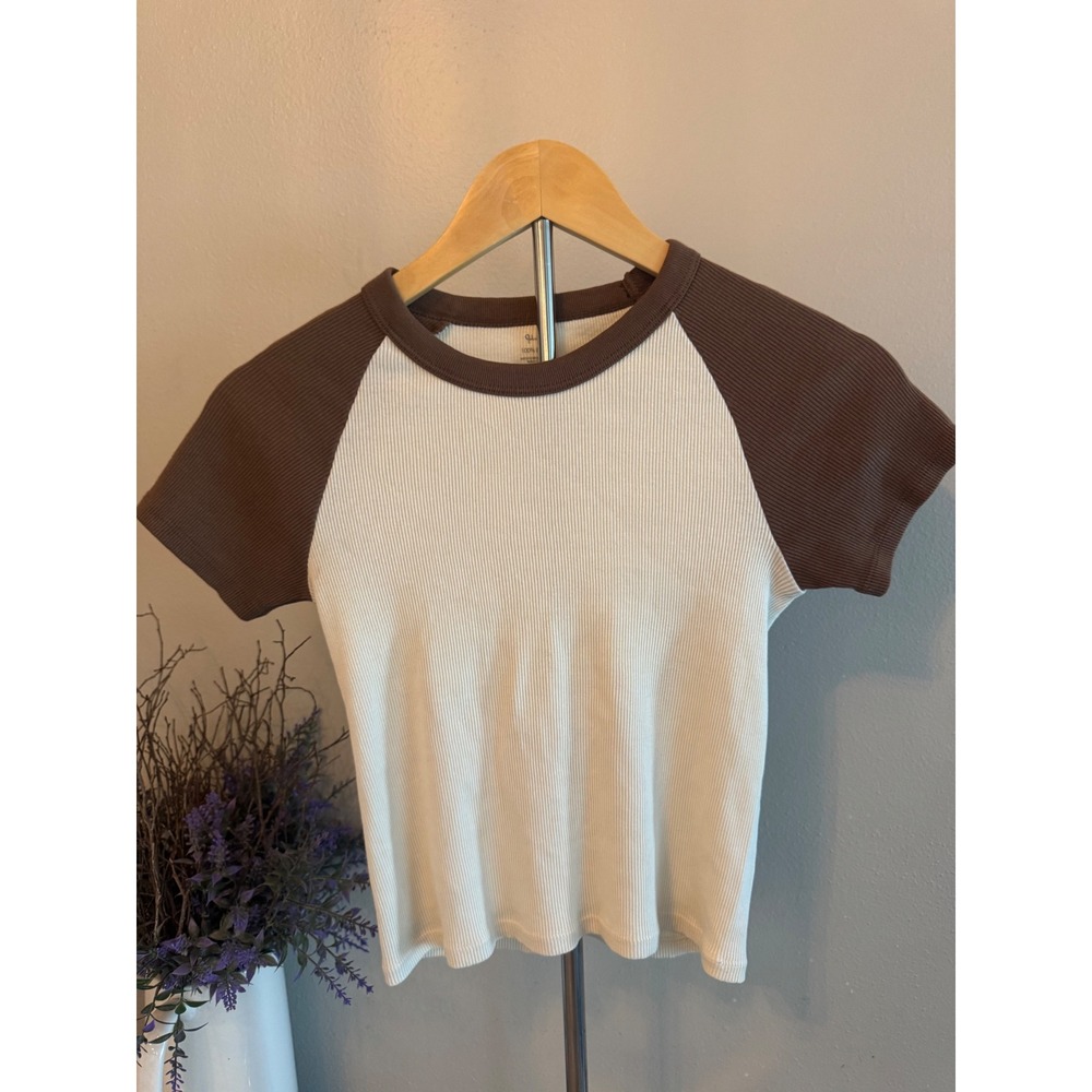 John Galt Brandy Melville Brown Cream Ribbed Raglan Baseball Tee Shirt Small